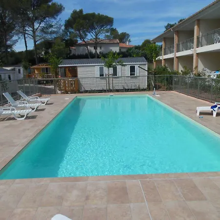 Camping Camping éléphant Titania Saint-Raphaël